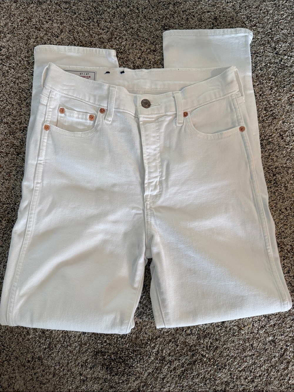 Gap high rise vintage slim white jeans- 27